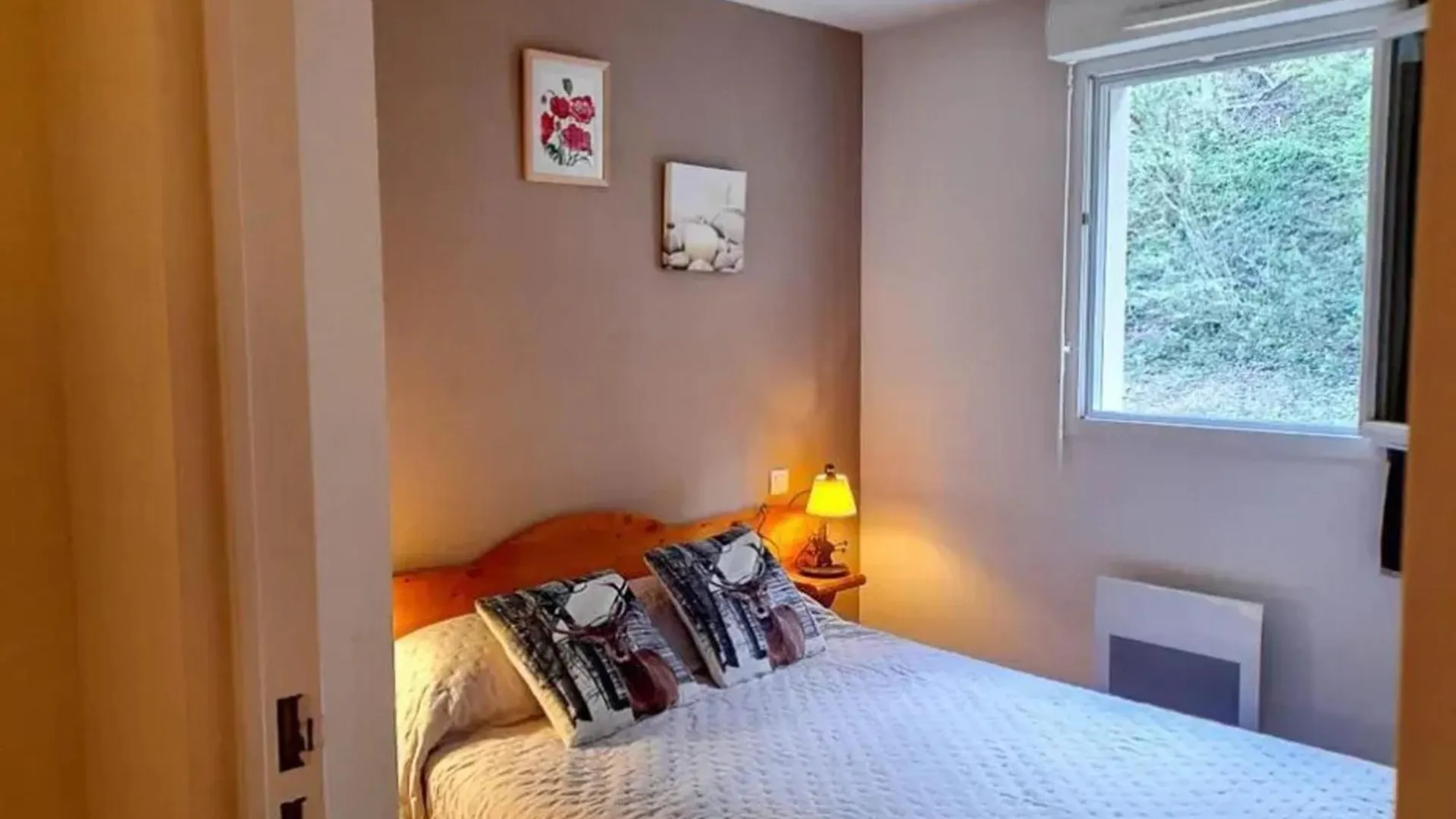 Appartement Avec Vue Sur La Montagne A Saint Lary Soulan 28 M² Piscine サン・ラリー・スラン