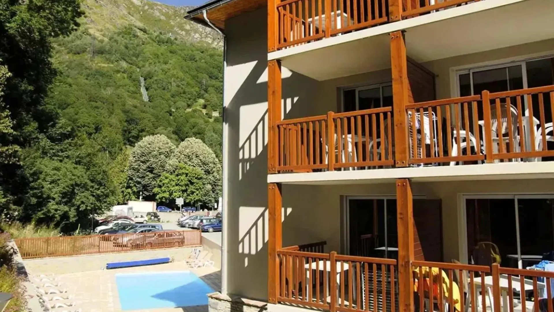 Appartement Avec Vue Sur La Montagne A Saint Lary Soulan 28 M² Piscine 0*, サン・ラリー・スラン
